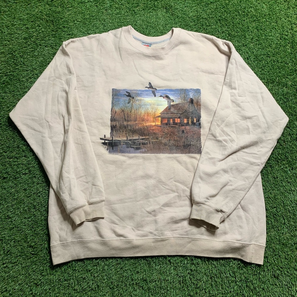 90’s Lakehouse print crewneck
